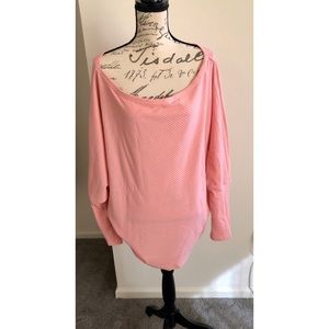 🥀 2/$10 Oversized Pink Sweater XL